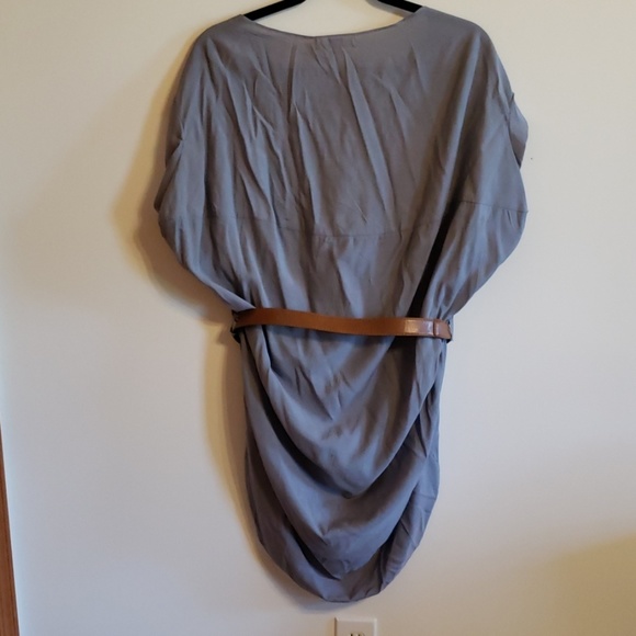 Ya Hi/Low Gray Top...L - Picture 4 of 4